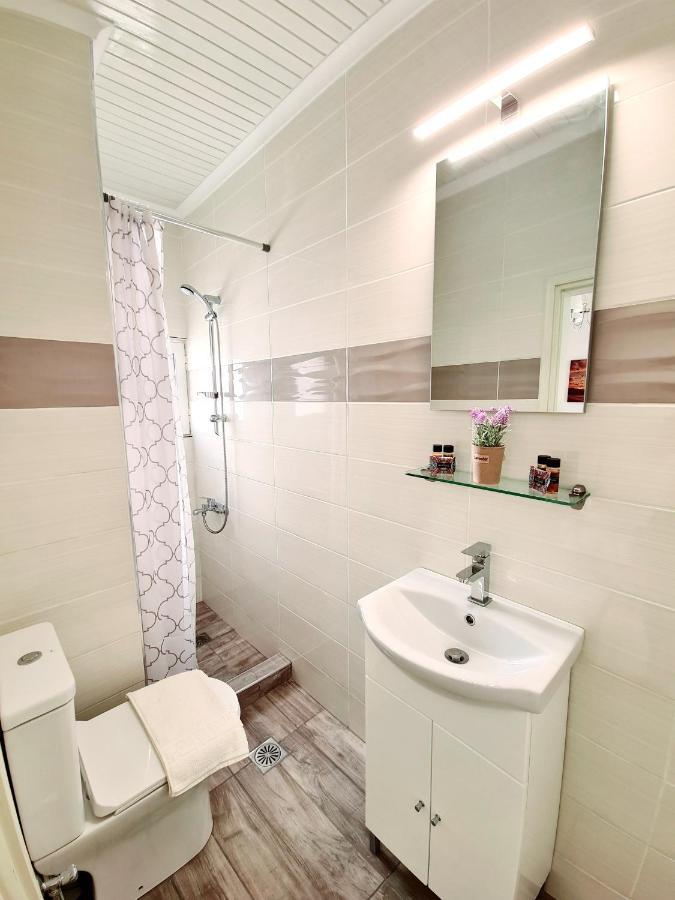 Avra Rooms Karpathos Extérieur photo
