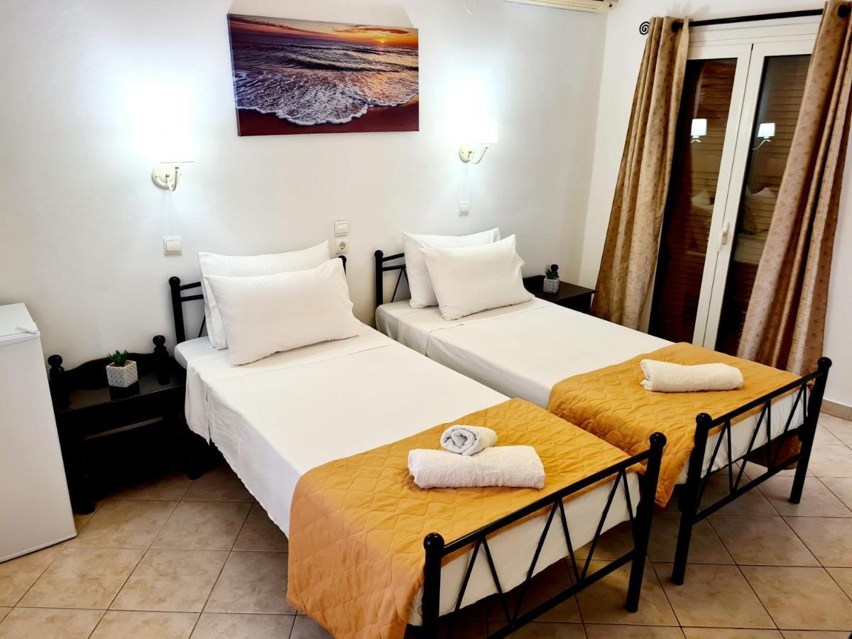 Avra Rooms Karpathos Extérieur photo