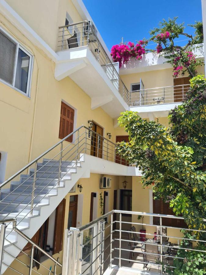 Avra Rooms Karpathos Extérieur photo